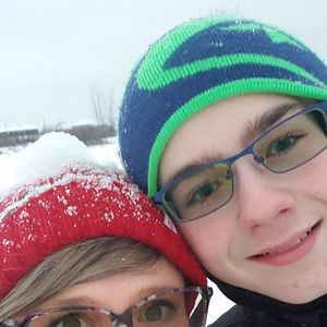 Meet your Posher, Emmanuelle